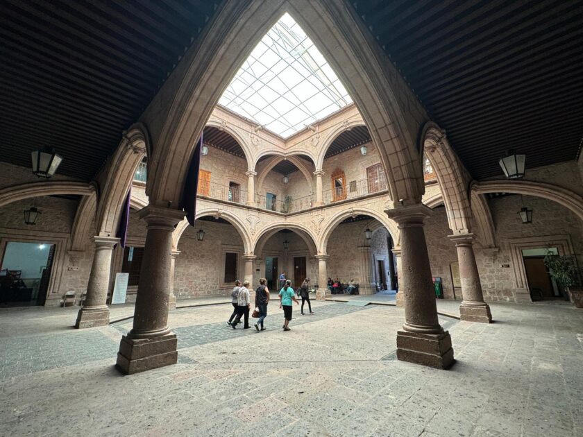 Morelia cuenta con fortaleza financiera para cerrar este 2025, se garantizan prestaciones.