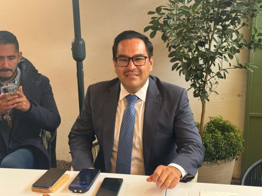 Levantan censo de víctimas del atentado en Coahuayana para darles el apoyo.