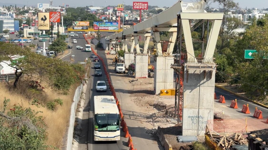 Distribuidor vial salida Pátzcuaro reducirá los accidentes viales en la zona: Rogelio Zarazúa