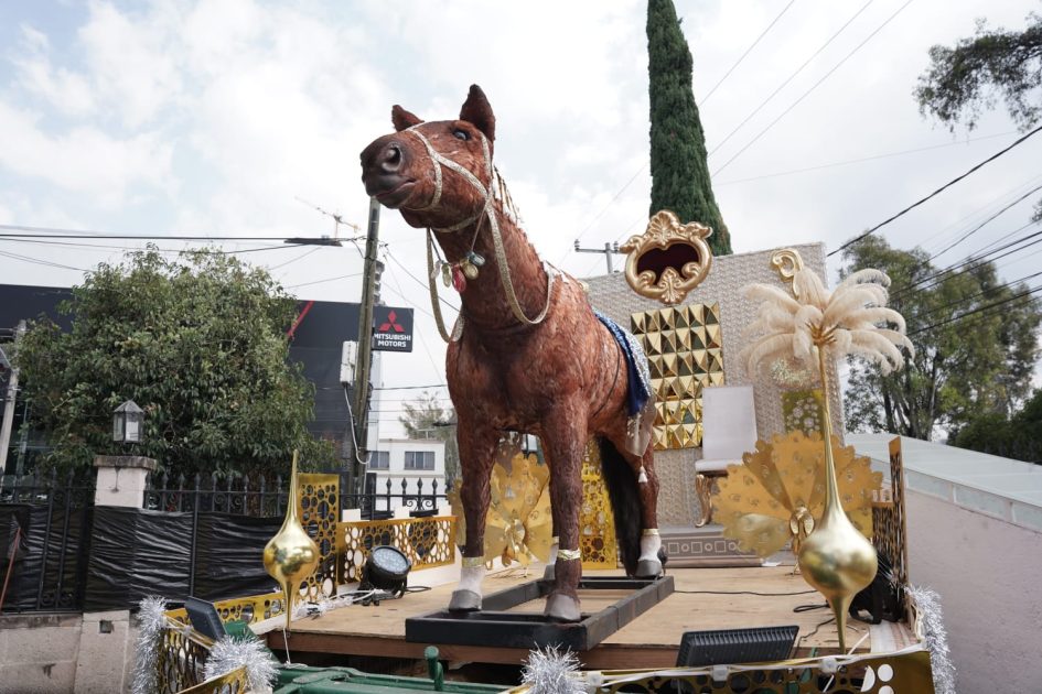 Ya esperan a los Reyes Magos. Todo listo para la cabalgata de este lunes en Morelia