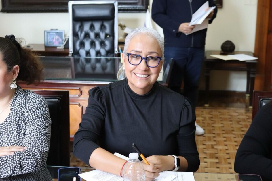 Emma Rivera exhorta a las juventudes a aprovechar las últimas horas de registro a la Universidad Nacional Rosario Castellanos